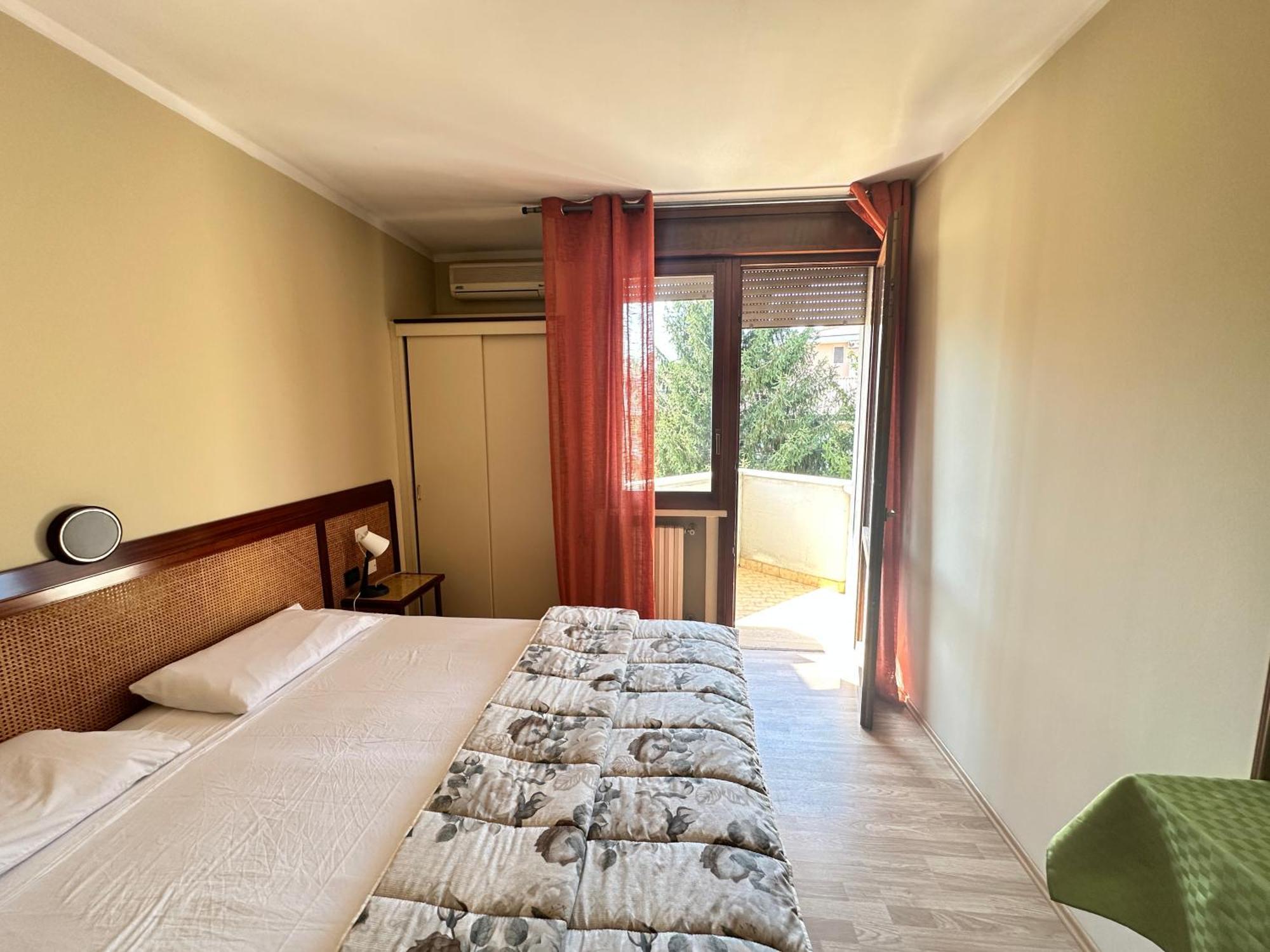 Hotel Battaglia Батталья-Терме Экстерьер фото