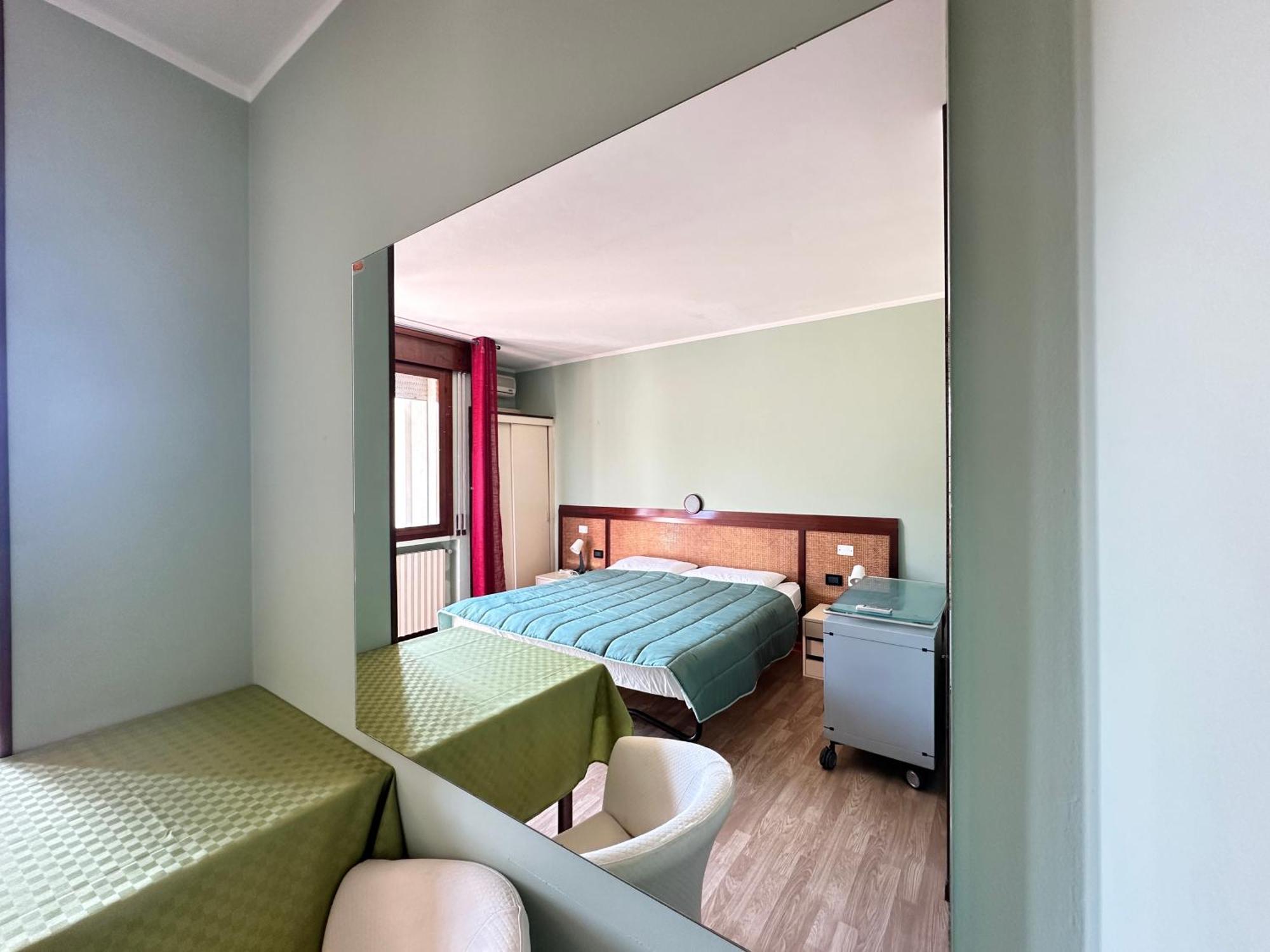 Hotel Battaglia Батталья-Терме Экстерьер фото