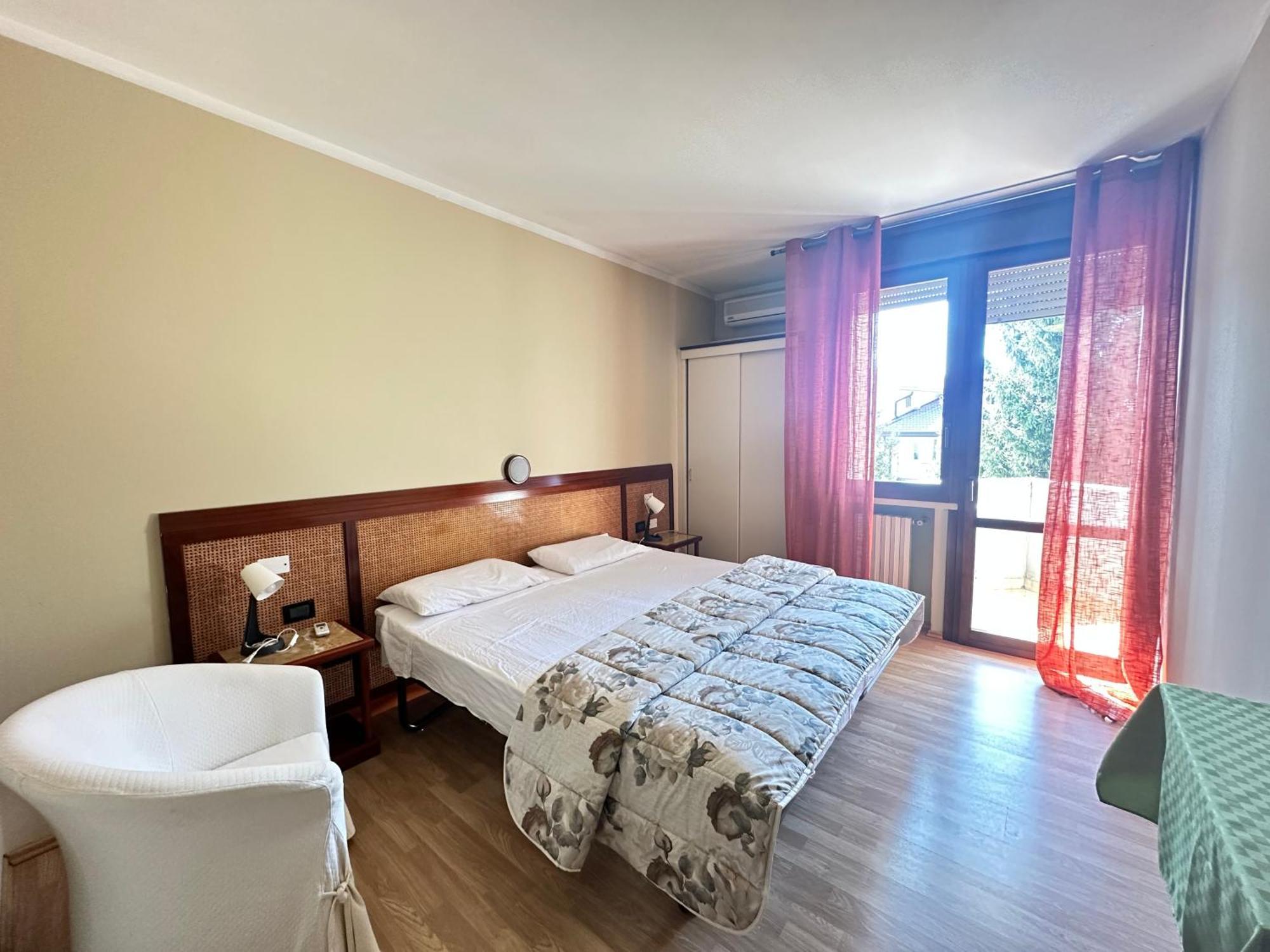 Hotel Battaglia Батталья-Терме Экстерьер фото